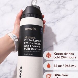 Owala 32 oz Insulated Water Bottle - Cream & Black